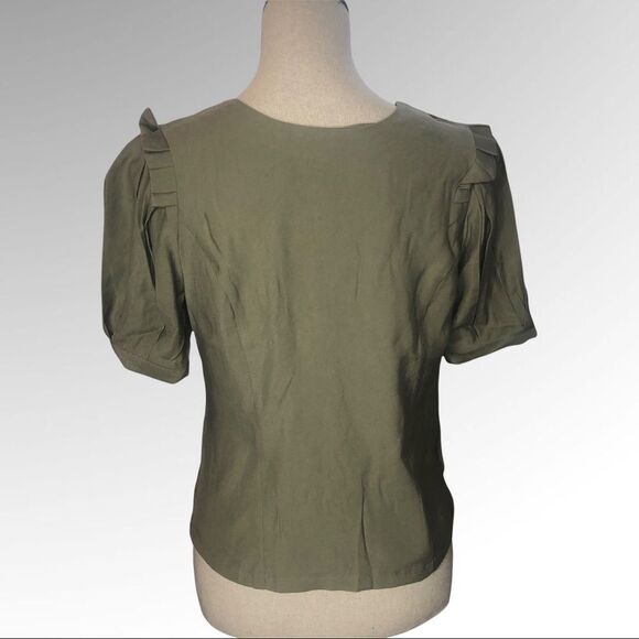 J.O.A Army Green Puff Sleeve Lace Up Back Blouse Size Medium New with Tags - Picture 3 of 5